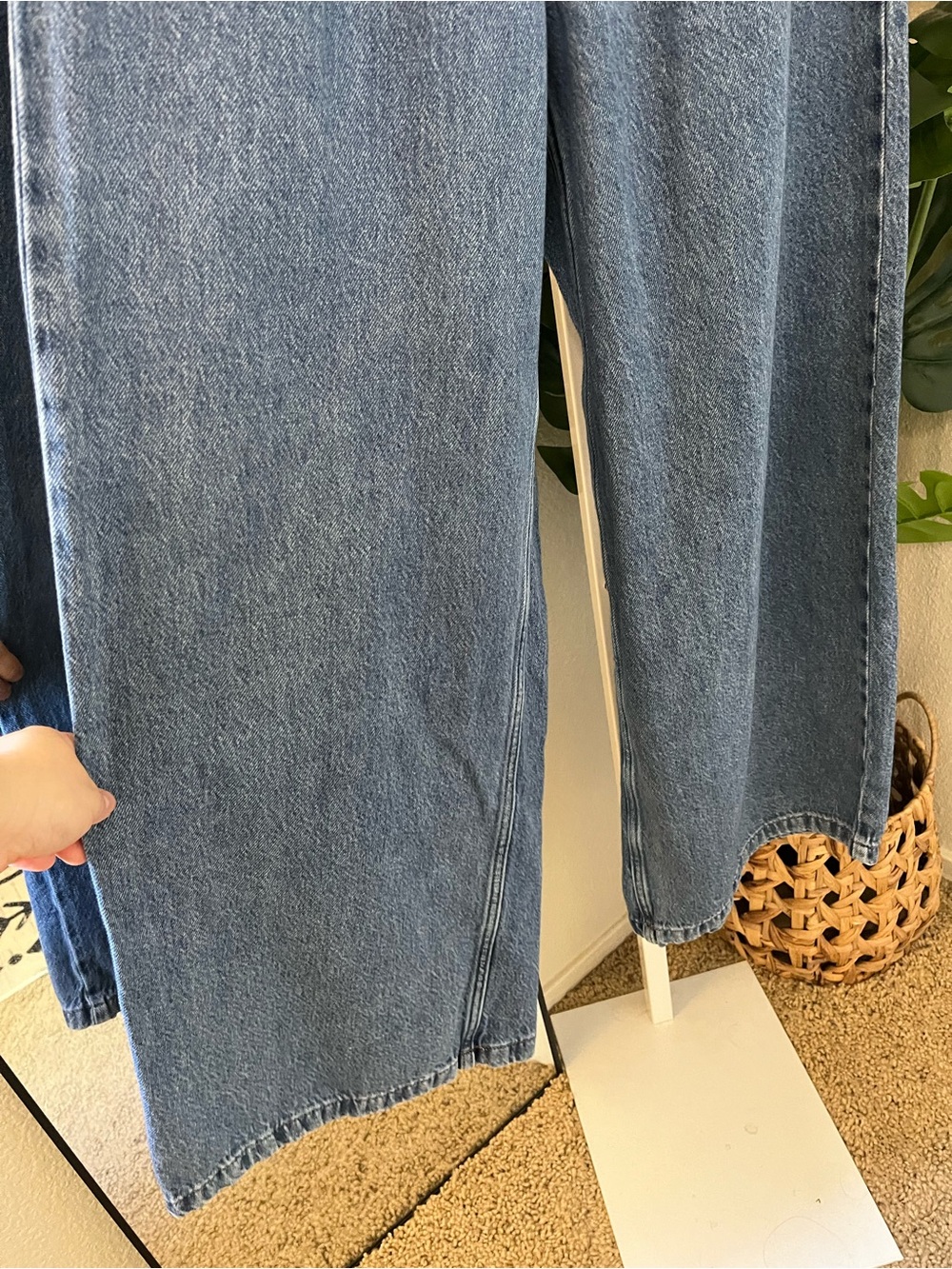 Wide Leg Pull-On Denim Pants Size Small | Minimal Cool Girl Relaxed Jeans - Picture 7 of 8